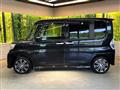 2017 Daihatsu Tanto
