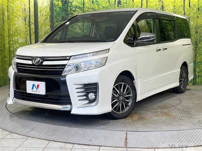 2015 Toyota Voxy