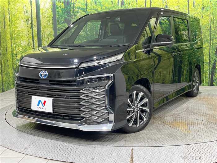 2022 Toyota Voxy