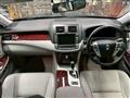 2011 Toyota Crown