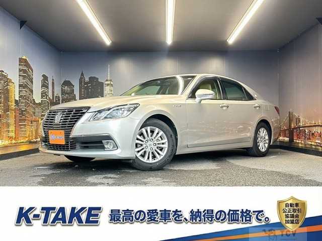 2013 Toyota Crown