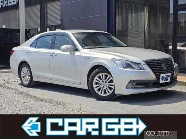 2014 Toyota Crown