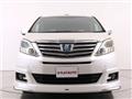2013 Toyota Alphard Hybrid