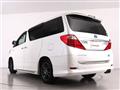 2013 Toyota Alphard Hybrid