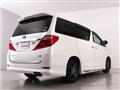 2013 Toyota Alphard Hybrid