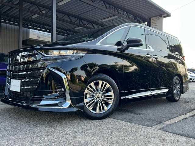 2025 Toyota Alphard Hybrid