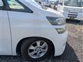 2011 Toyota Vellfire