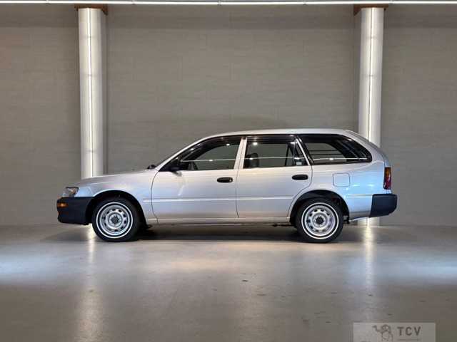 2000 Toyota Corolla Van