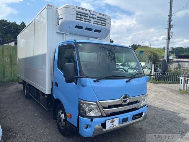 2021 Hino Dutro