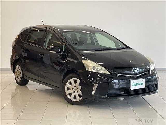 2013 Toyota PRIUS α