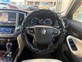 2015 Toyota Crown Hybrid