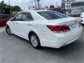 2015 Toyota Crown Hybrid