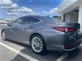 2019 Lexus ES