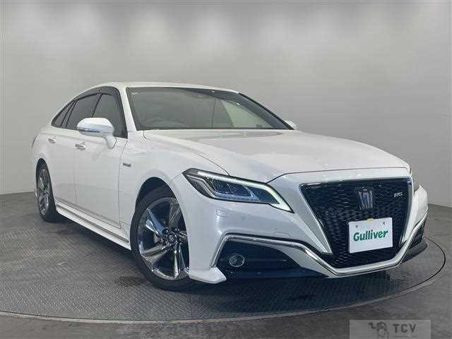 2018 Toyota Crown Hybrid