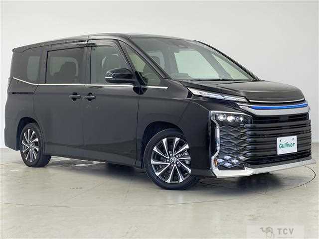 2023 Toyota Voxy