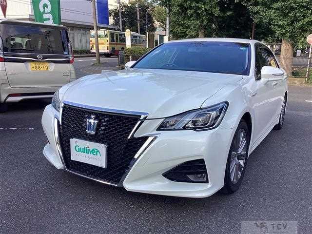 2015 Toyota Crown Hybrid