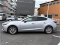 2017 Mazda Axela
