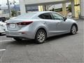 2017 Mazda Axela