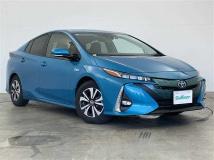 2017 Toyota Prius PHV