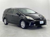 2012 Toyota PRIUS α