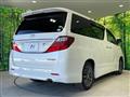 2014 Toyota Alphard
