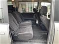 2009 Nissan Serena
