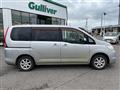 2009 Nissan Serena