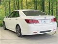 2013 Toyota Crown Hybrid