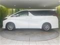 2021 Toyota Alphard Hybrid