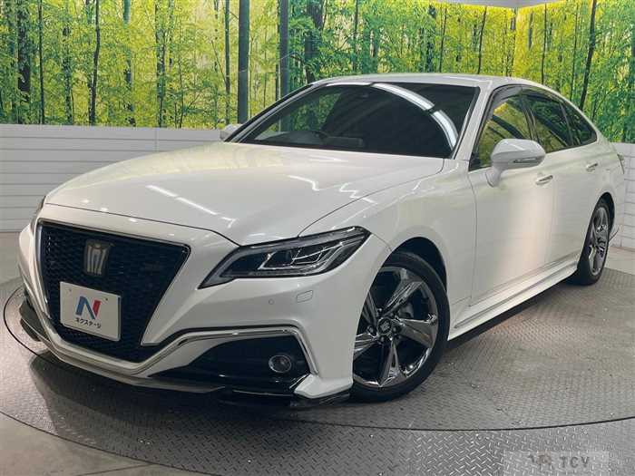 2018 Toyota Crown Hybrid