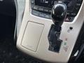 2014 Toyota Vellfire