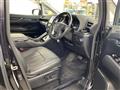 2017 Toyota Alphard Hybrid