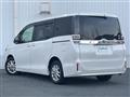 2017 Toyota Voxy