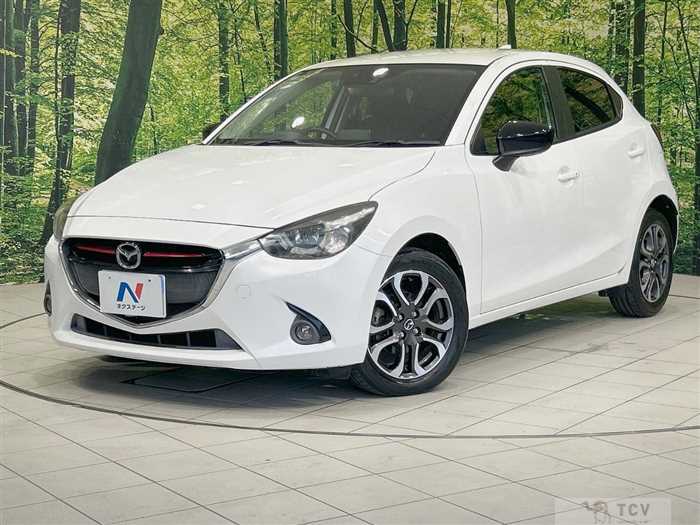 2016 Mazda Demio