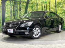 2013 Toyota Crown