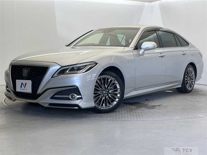 2018 Toyota Crown Hybrid