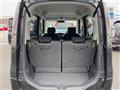 2011 Nissan ROOX