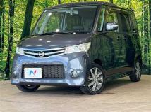2012 Nissan ROOX