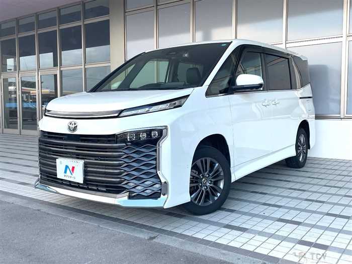2025 Toyota Voxy