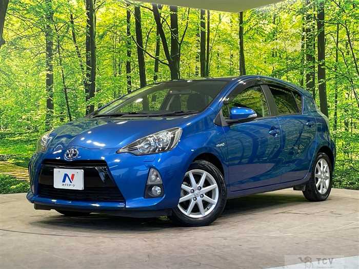 2012 Toyota AQUA