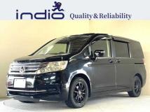 2013 Honda Step WGN