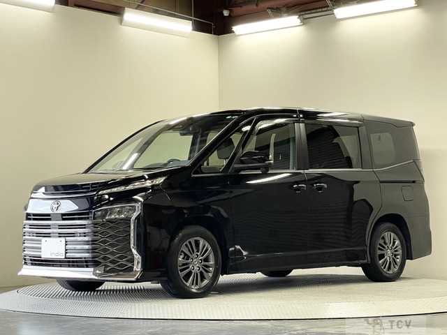 2023 Toyota Voxy