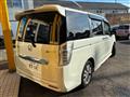 2012 Honda Step WGN