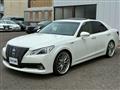 2015 Toyota Crown