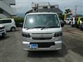 2026 Nissan Clipper Truck