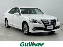 2015 Toyota Crown Hybrid