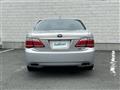 2010 Toyota Crown Hybrid