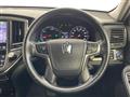 2015 Toyota Crown Hybrid