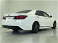 2015 Toyota Crown Hybrid