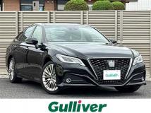 2019 Toyota Crown Hybrid
